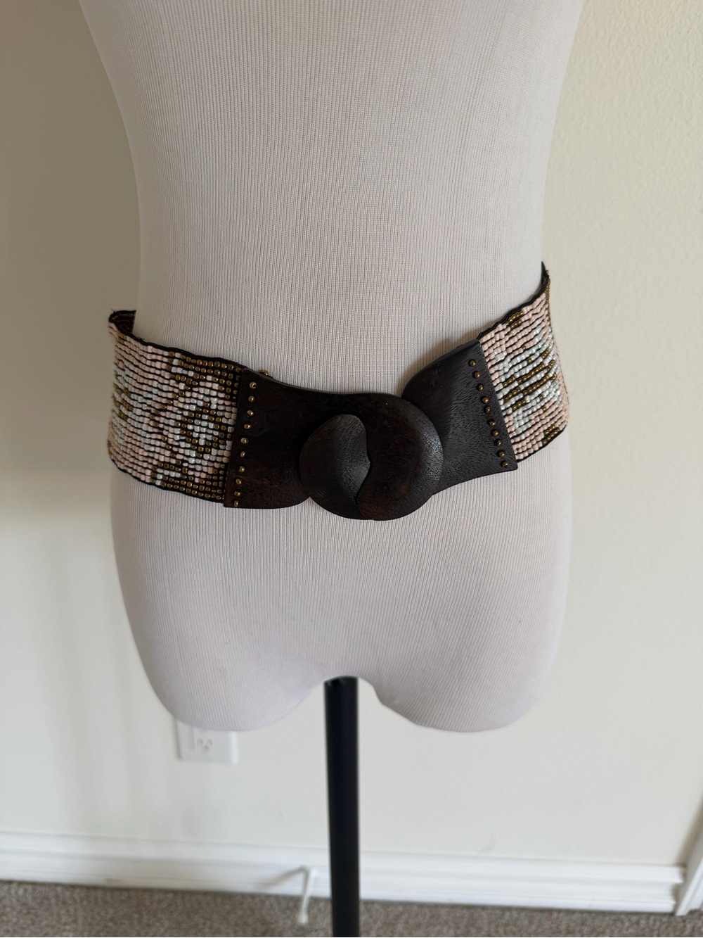 Beaded Elastic Waist Belt with Dark Brown Leather Knot Buckle - Pink & Brown